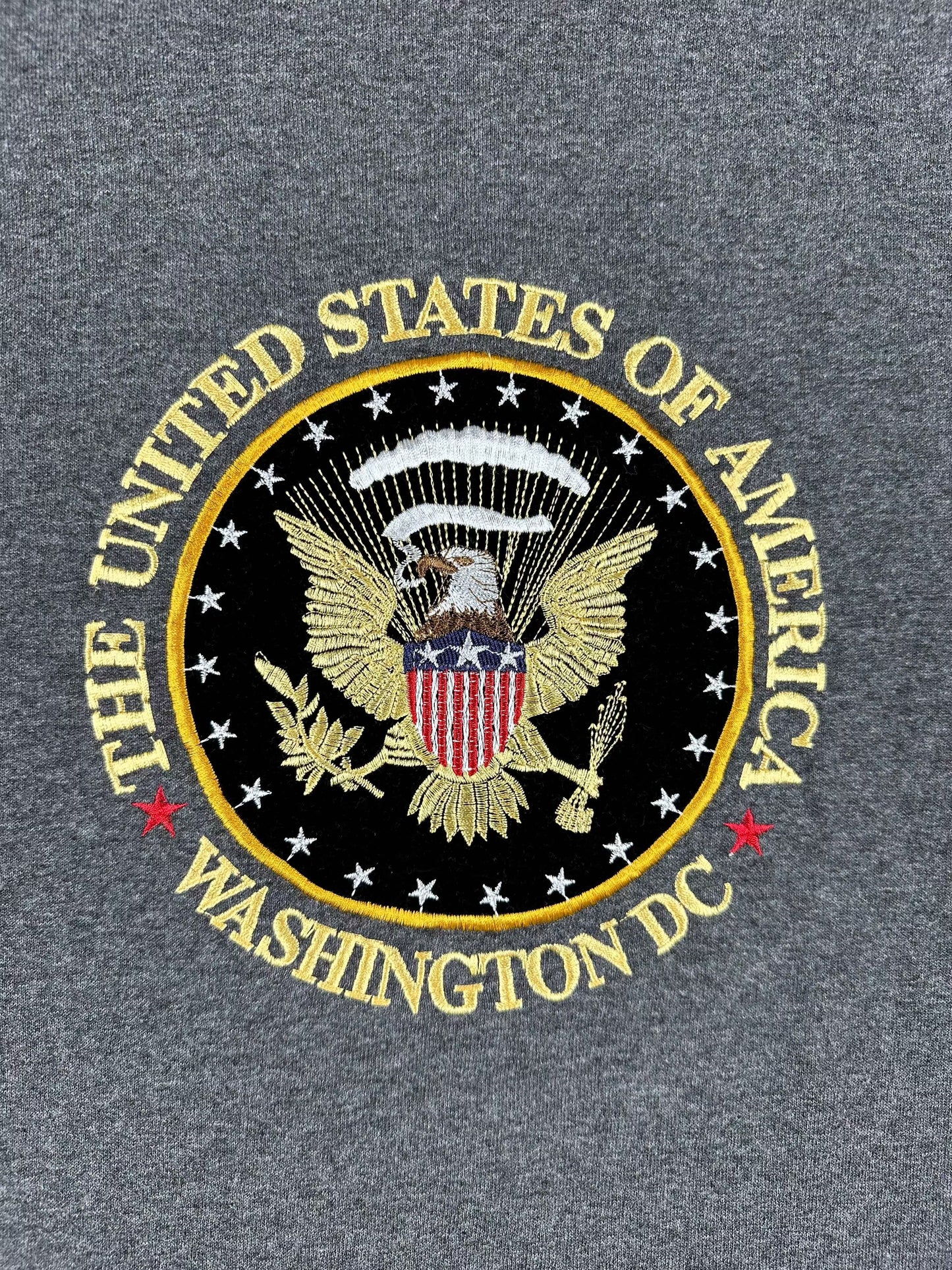 T-shirt americana con ricamo Washington DC