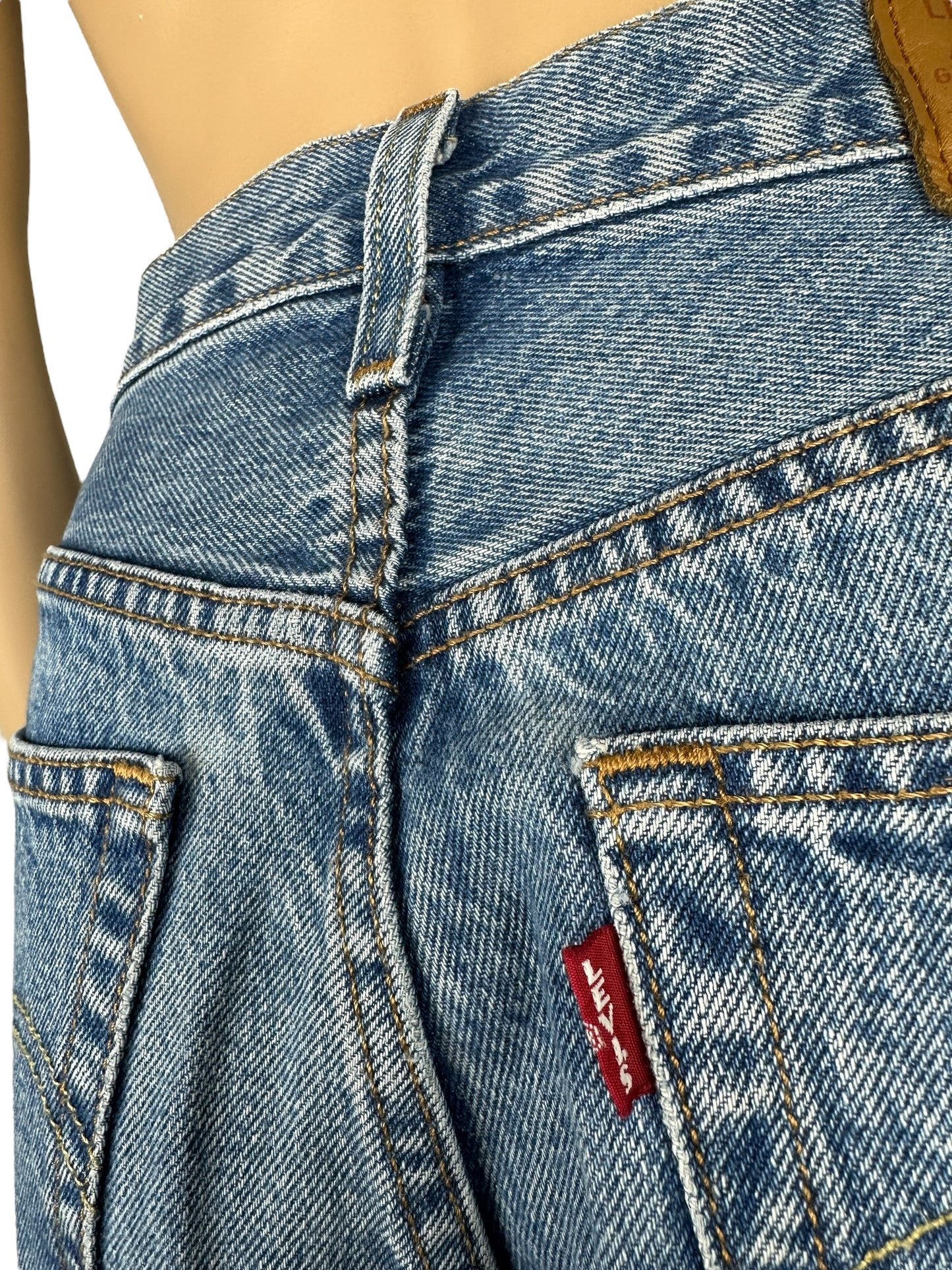Levi's 501 W25 L26 women's jeans