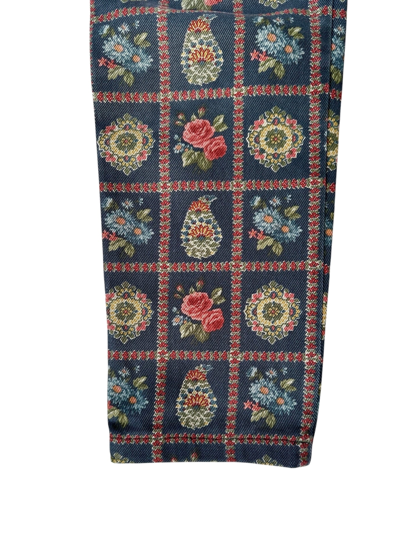 Vaqueros de mujer con estampado floral