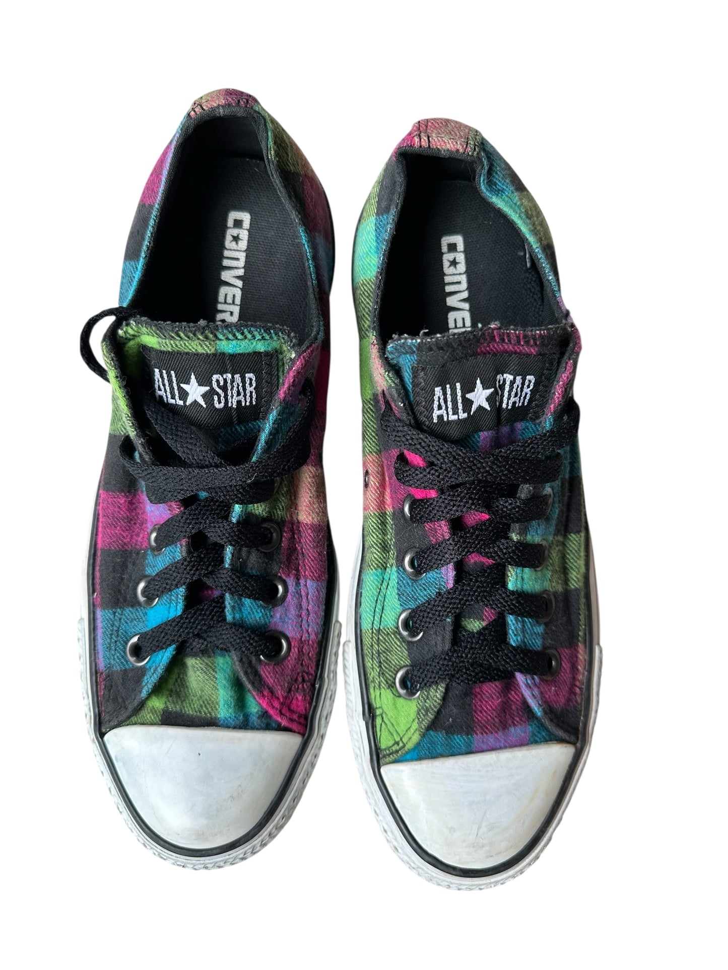 Converse All Star basse a quadri viste dall'alto