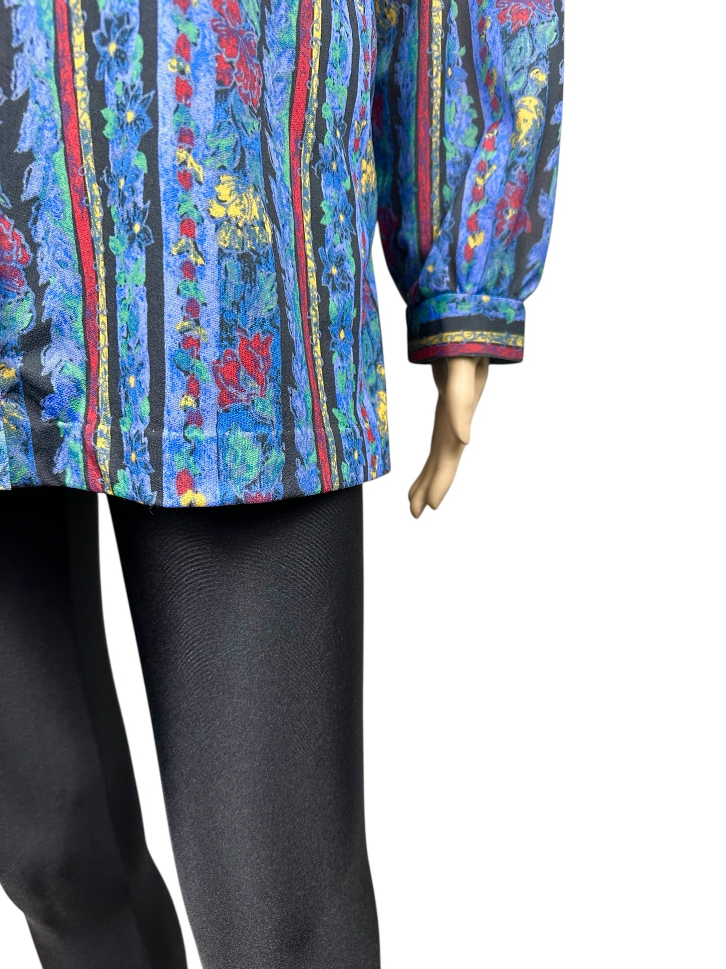 Giacca estiva da donna con fantasia floreale