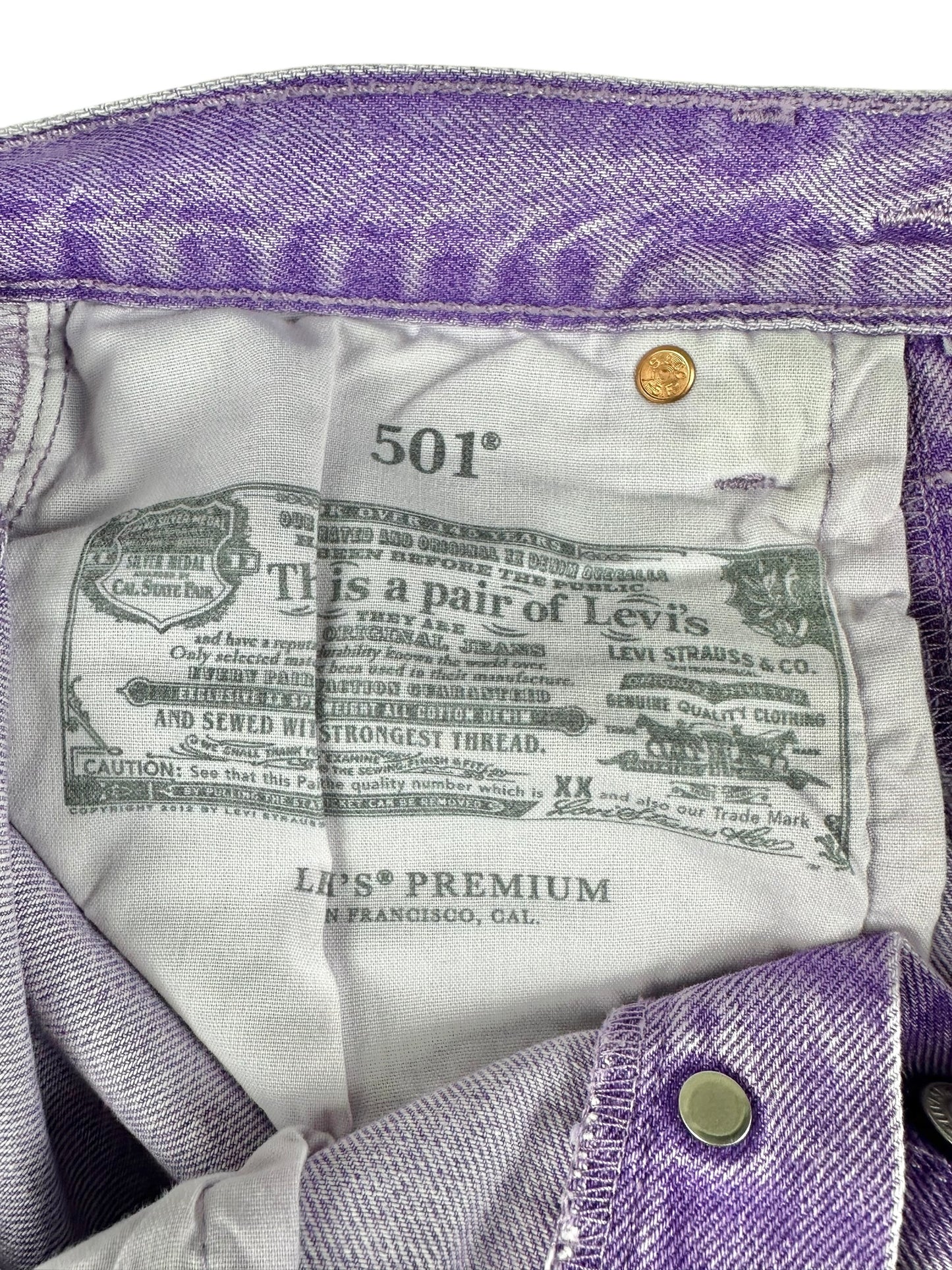 Vaqueros Levi's 501 morados para mujer