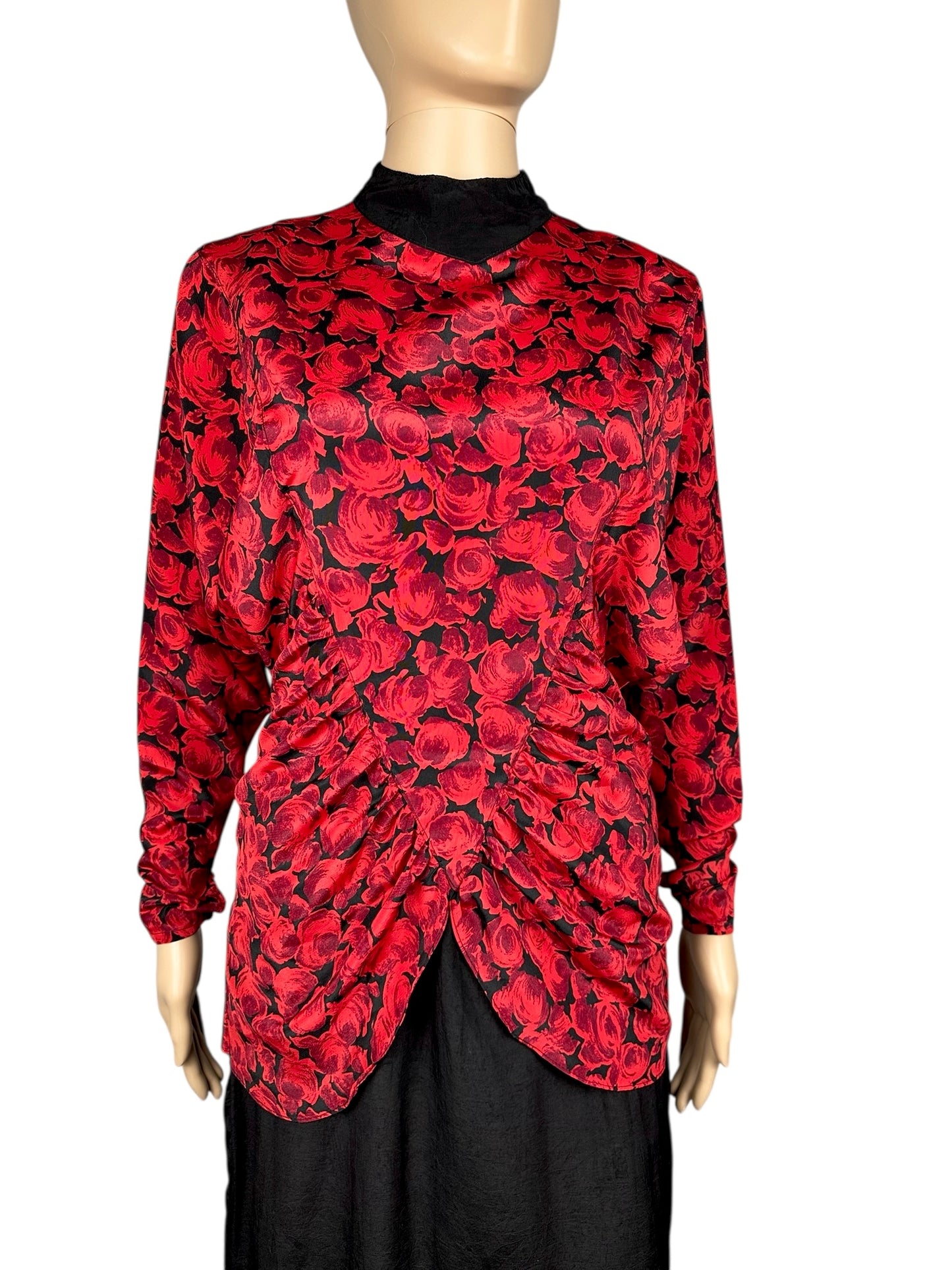 Dress with rose pattern