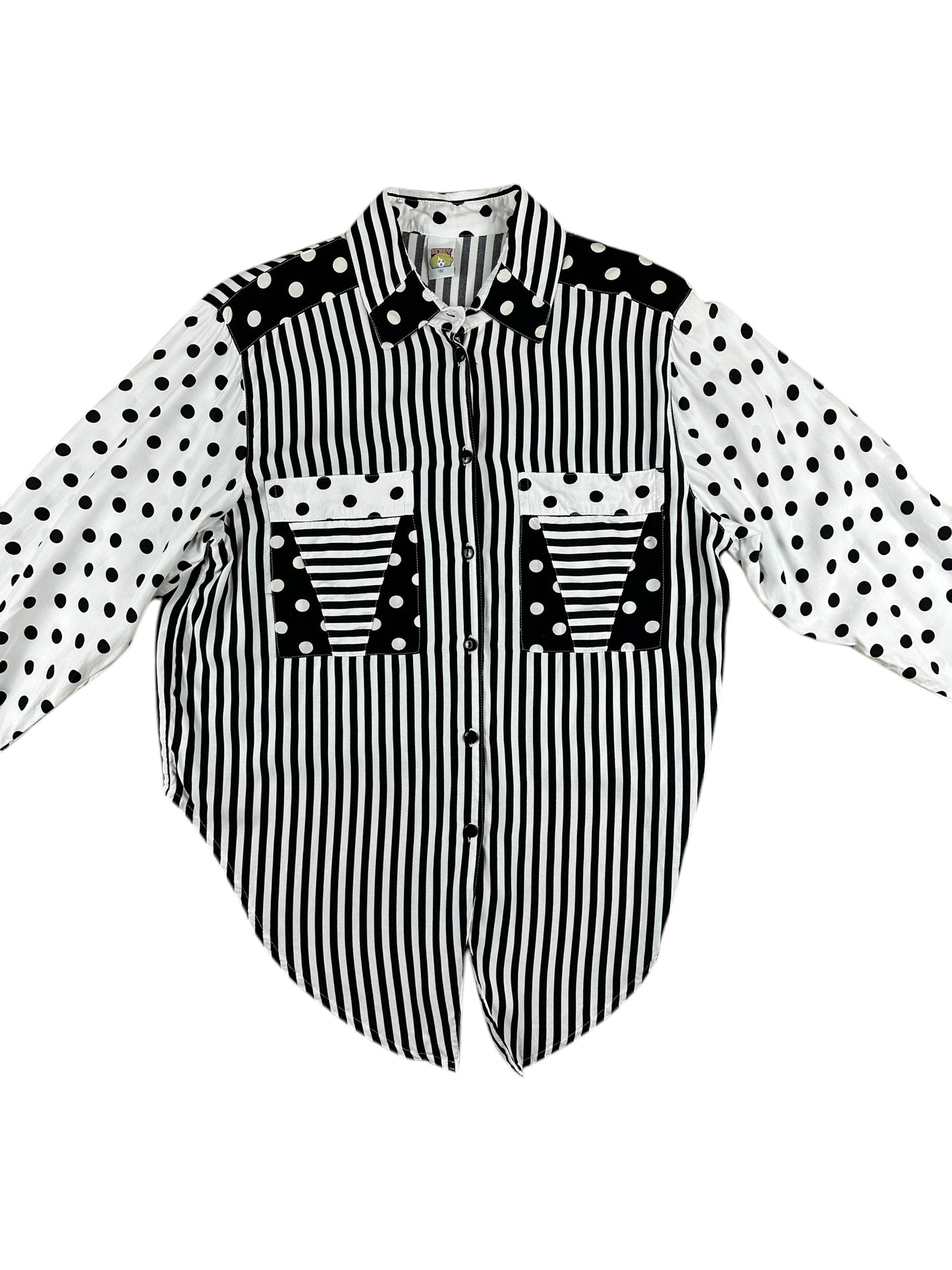 Camisa de mujer de rayas y lunares en blanco y negro