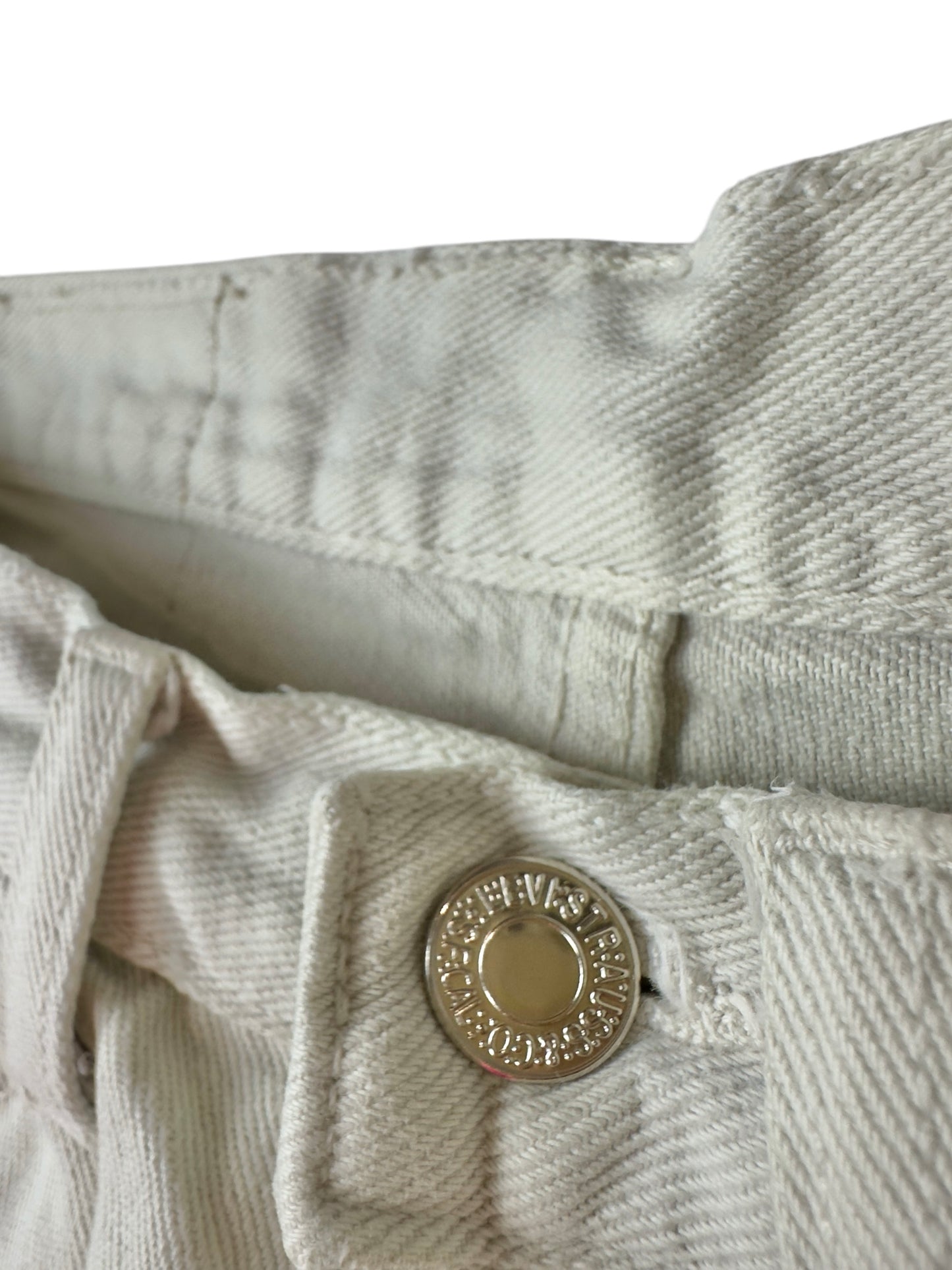 Vaqueros Levi's 501 color crema para mujer