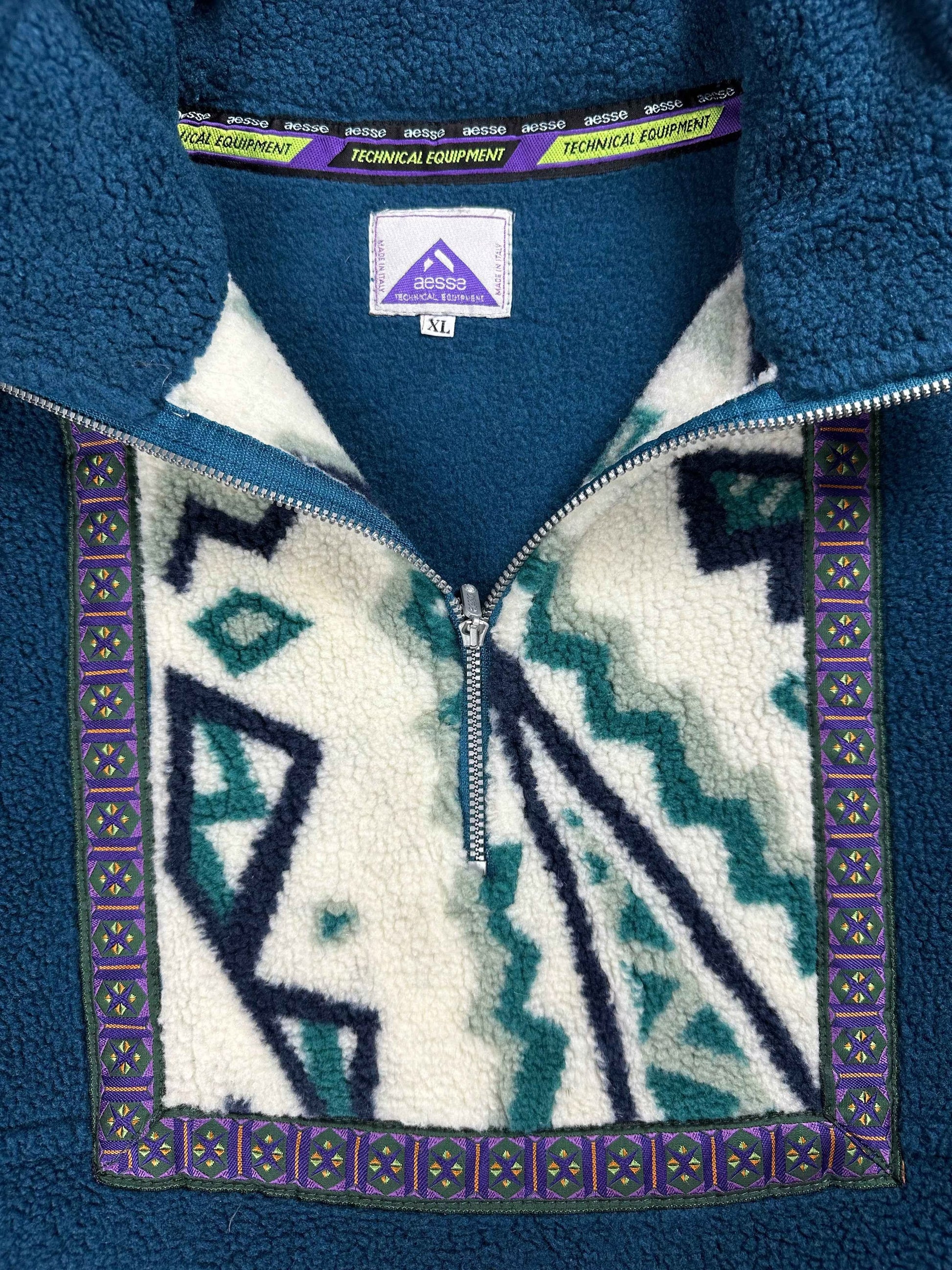 Pile vintage blu firmato Aesse con inserti geometrici bianchi