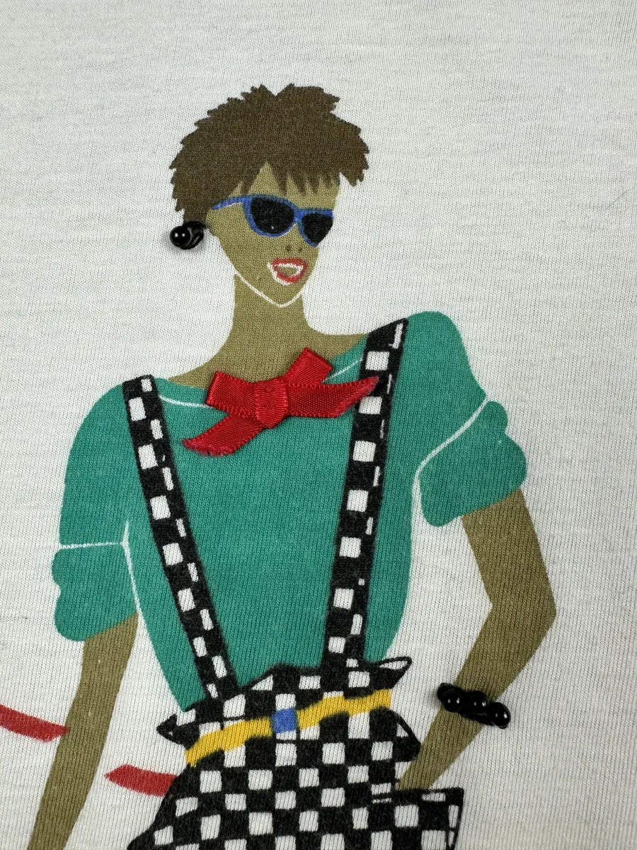 T-shirt vintage smanicata da donna