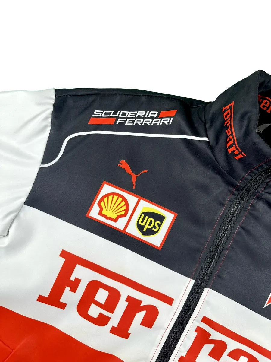 Giacchetto Vintage Y2K Scuderia Ferrari Racing – Rosso, Nero e Bianco - abbigliamento e vestiti vintage
