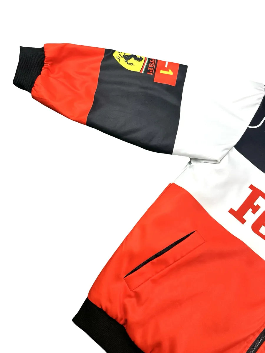 Giacchetto Vintage Y2K Scuderia Ferrari Racing – Rosso, Nero e Bianco - abbigliamento e vestiti vintage