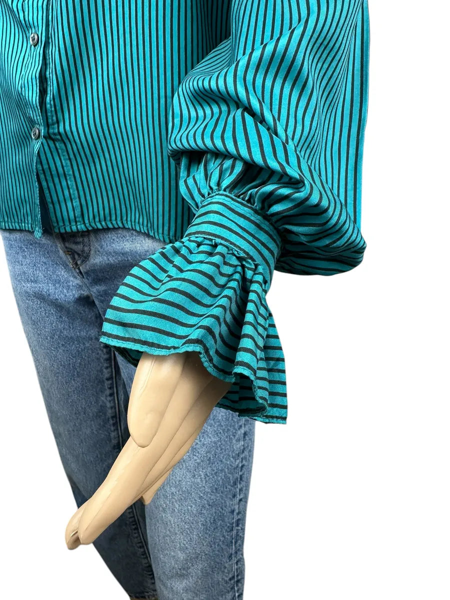 Camicia vintage da donna con volant