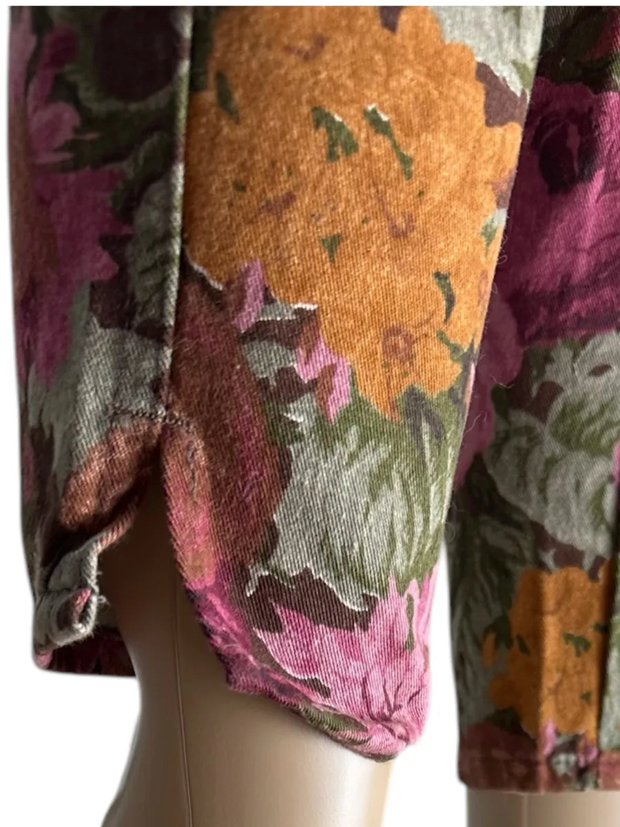 Pantaloni vintage da donna con stampa floreale