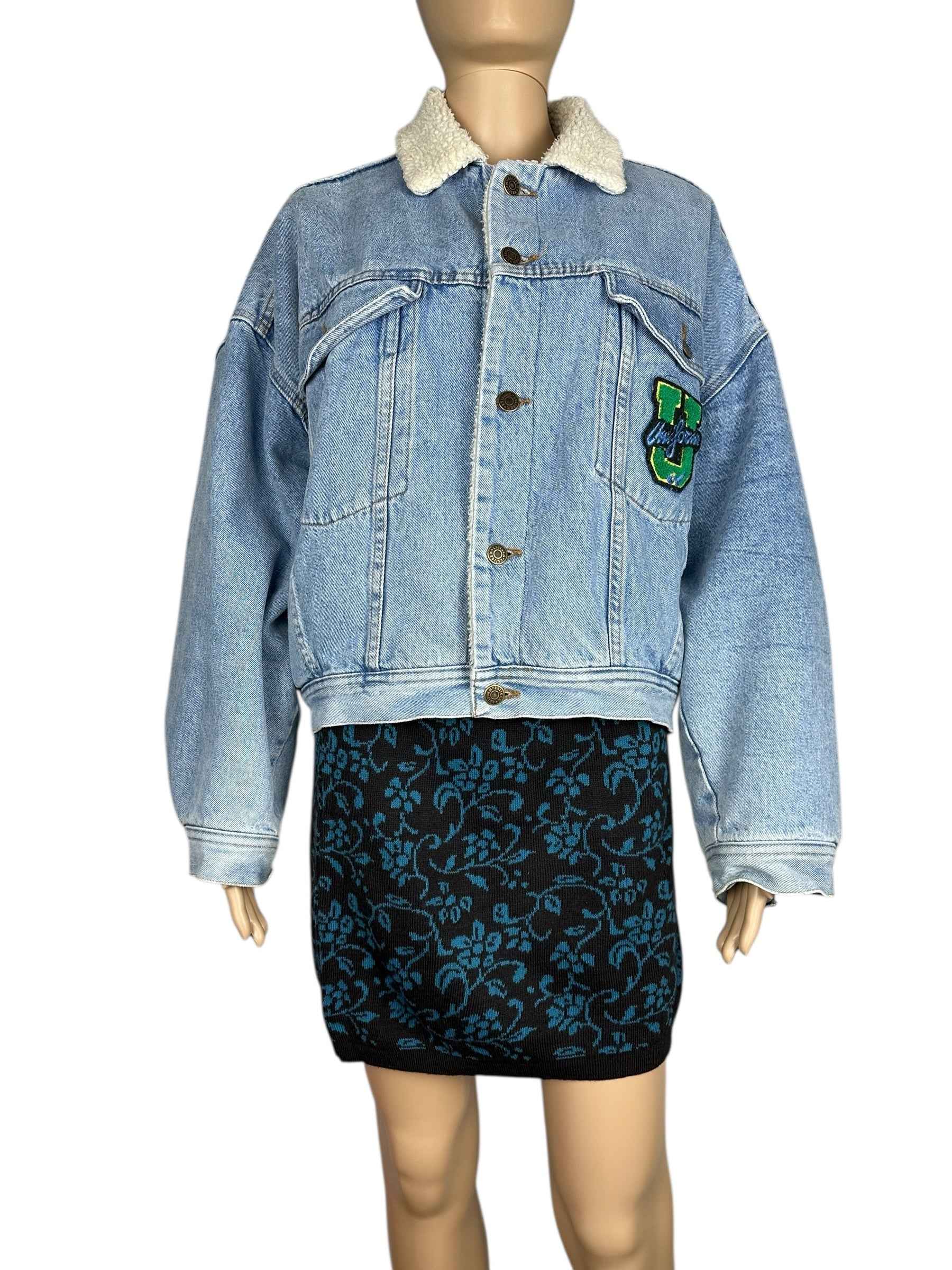 Minigonna vintage nera a fantasia floreale