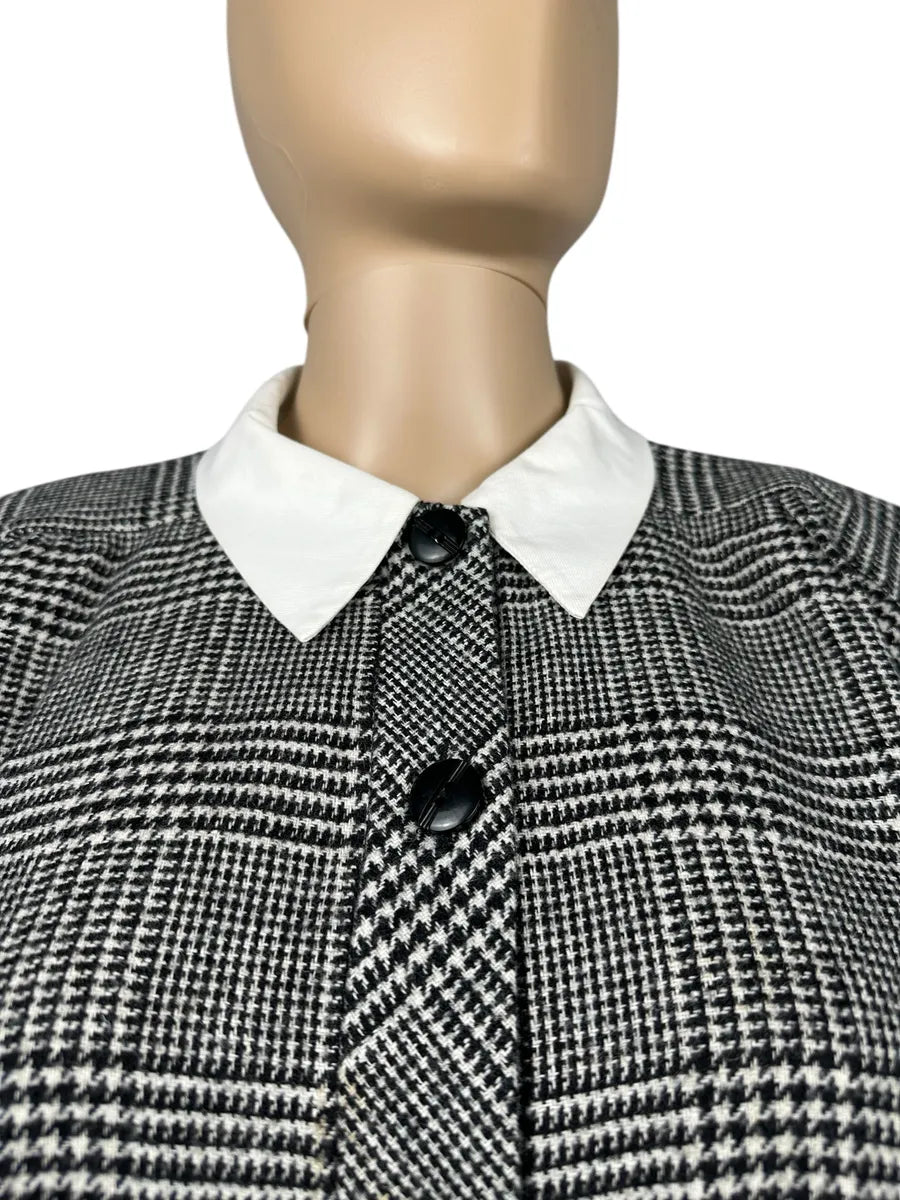 Abito vintage da donna grigio con colletto bianco
