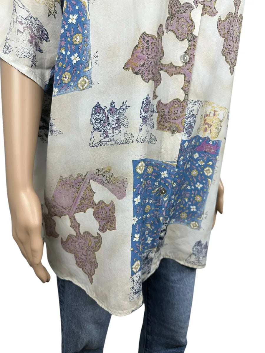 Camicia da donna vintage a fantasia con spalline