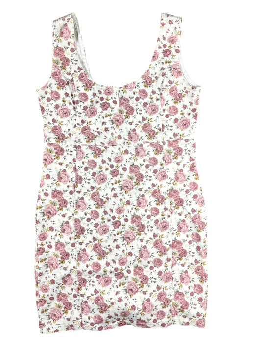 Vestitino da donna con fantasia di rose